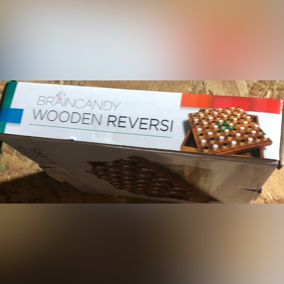 Brain Candy Wooden Reversi game 66 pieces for 2-4 people and family Aged 6+ - Picture 3 of 3